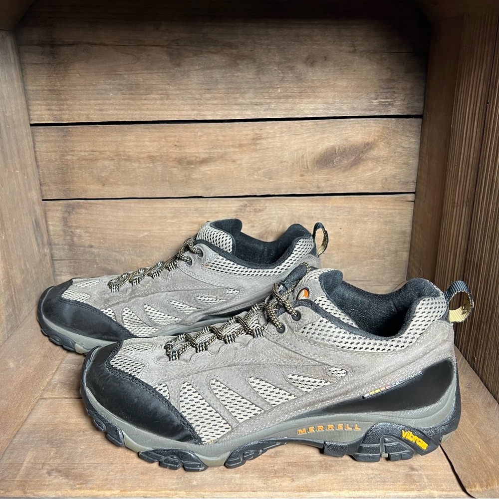 Sold-Merrell Walnut VIBRAM J80433 Performance Hiking Shoes 11